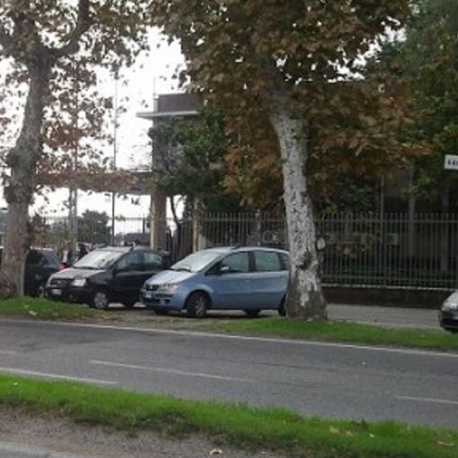 Abbiategrasso, baby gang: spavaldi in caserma, come se non fosse successo niente. Parla l’avvocato Grittini