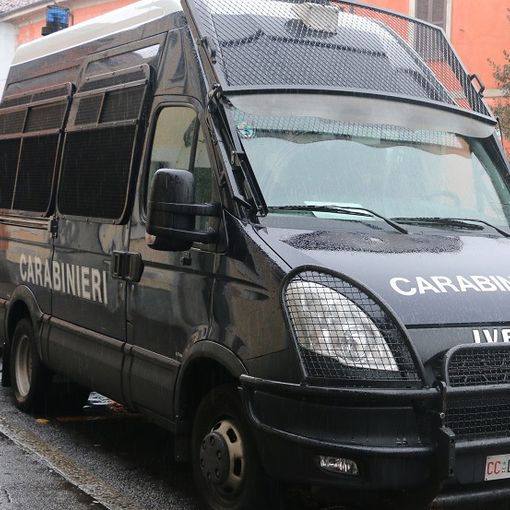 Vittuone, rubano una bicicletta alla stazione: arrestati un ragazzo di Magenta e una ragazza di Vittuone