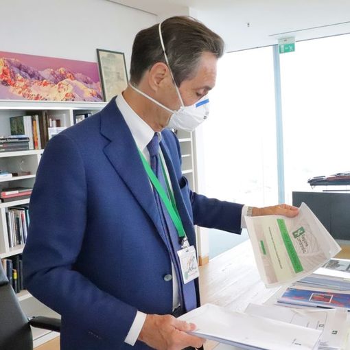 Fontana: «Da lunedì tamponi rapidi a disposizione di Ats e Asst»