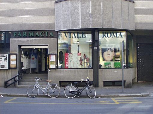 Novara: rapina in una farmacia in viale Roma