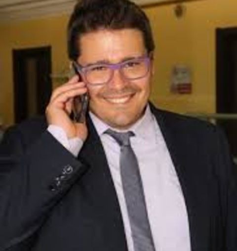 Robbio, i guariti Covid interessati a donare il plasma. Francese: “Finché non avrò riscontri dalla Regione, continuerò a battermi”