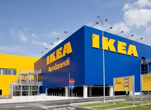 Corsico, Ikea denuncia e sospende 30 dipendenti per furto