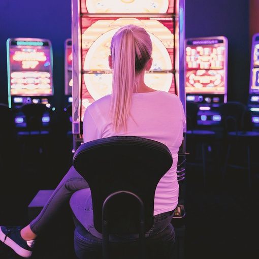 Intermediazione, abusi e illeciti nel mondo delle scommesse: aumentano i controlli