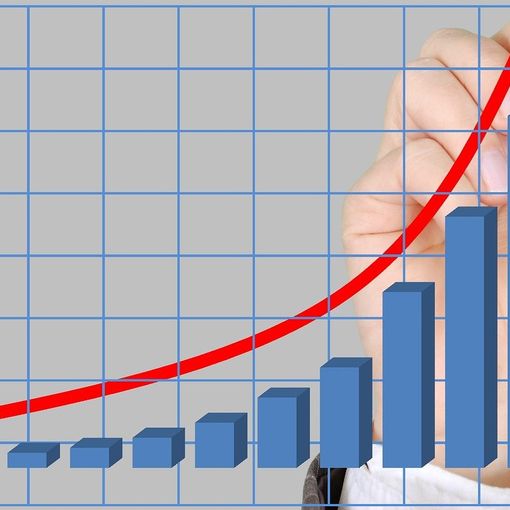Gli investitori dovrebbero cercare di sfruttare i tassi di interesse elevati attraverso conti di risparmio anziché azioni?