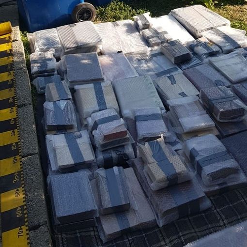 Ladri acrobati si calano con le corde e rubano libri preziosi. Arrestato vertice dell’organizzazione criminale che agiva tra Italia, Romania e Regno Unito