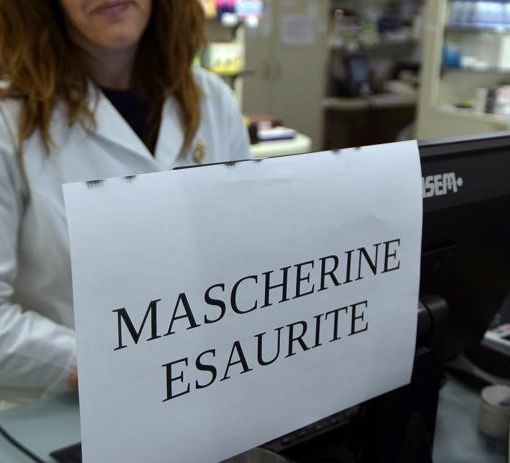 Codacons su impennata prezzi Amuchina e mascherine per coronavirus
