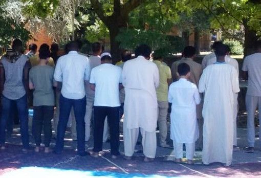 Moschea a Magenta: ‘Non si può fare’. Il Sindaco Calati spiega perchè (VIDEO)