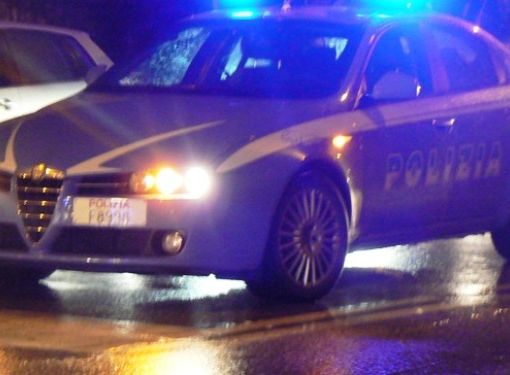 Vigevano: tenta di togliersi la vita con i barbiturici, gli agenti del commissariato evitano il peggio