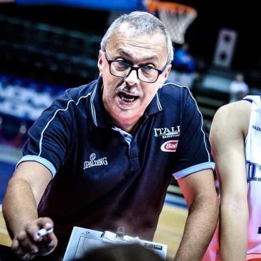 Basket, il magentino Roberto Riccardi campione d’Europa con la Nazionale femminile under 18