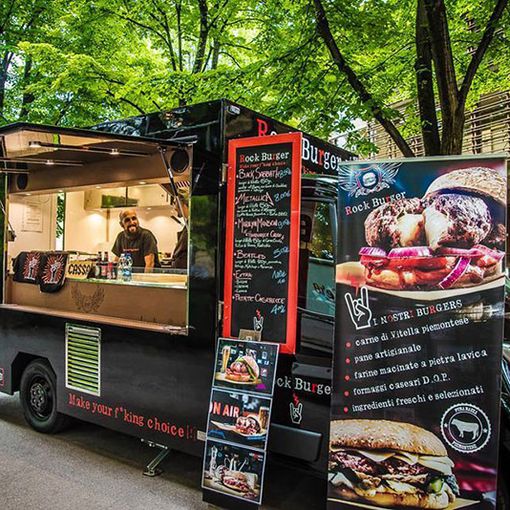 Parte da stasera a Garlasco la tre giorni con street food il cibo in piazza con i Food Truck di Vitamina C