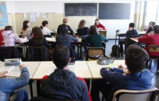 Coronavirus, le scuole non riapriranno: Maturità in modalità on line