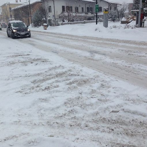 Maltempo, neve in Lombardia: anche a Pavia trattori Coldiretti in azione