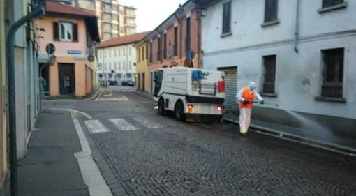 Magenta, sanificazione della città in corso