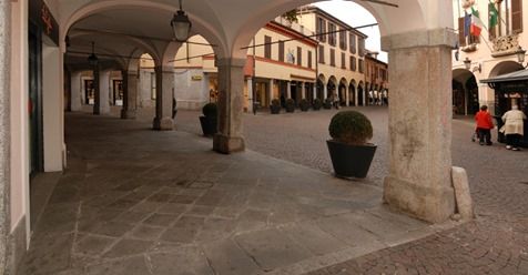 Abbiategrasso: Nai chiude i parchi, sospende la sosta a pagamento e limita pizzerie e kebab