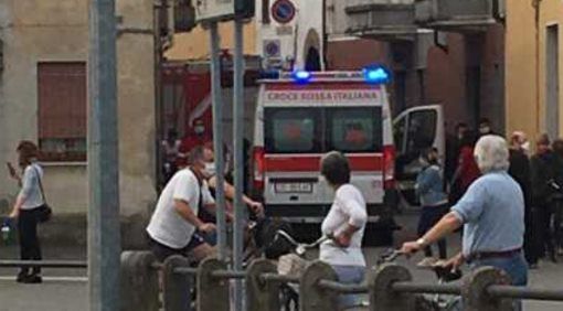 Cerano: non risponde al citofono intervengono i vigili del fuoco, ma stava solo riposando