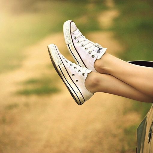 Amante delle sneakers? Le occasioni da non perdere per i saldi estivi 2021