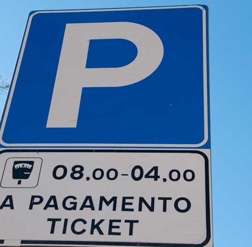 Vigevano: arriva un'app per pagare la sosta direttamente dal proprio smartphone