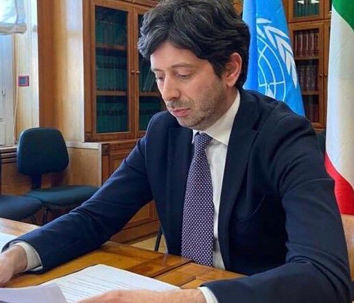 FLASH. Speranza: «Campagna vaccinale senza precedenti al via da gennaio»
