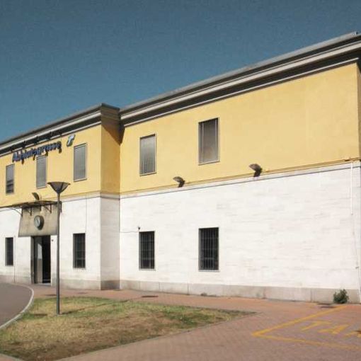 Abbiategrasso, Trenord non riapre manco la biglietteria… Nai e Bottene tuonano: &quot;Inaccettabile&quot;