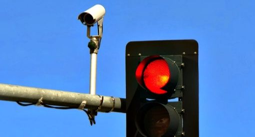 Mortara, il “rosso stop” continua a mietere vittime. Granelli: “Dal numero di multe ricaviamo un’immagine poco sicura dell’incrocio”