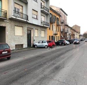 Casale Monferrato: la patente dura poco: incidente e alcol lasciano a piedi un 19enne