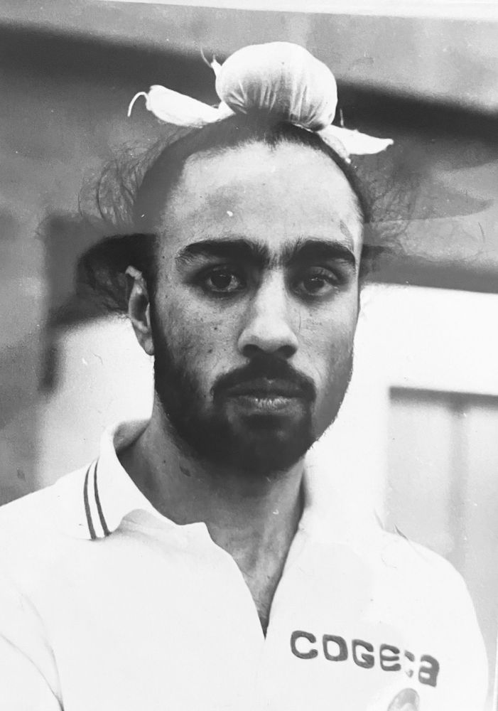 Addio a Rajvinder Singh stella dell'hockey prato indiano e lomellino negli anni '70. Giocò nella Cogeca Vigevano vincendo due scudetti e due coppe Italia Addio a Rajvinder Singh stella dell'hockey prato indiano e lomellino negli anni '70. Giocò nella Cogeca Vigevano vincendo due scudetti e due coppe Italia