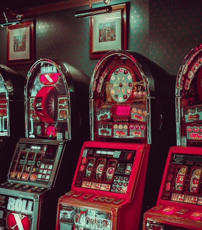 I casinò online nella storia digitale delle grafiche: da Sanremo al blackjack live