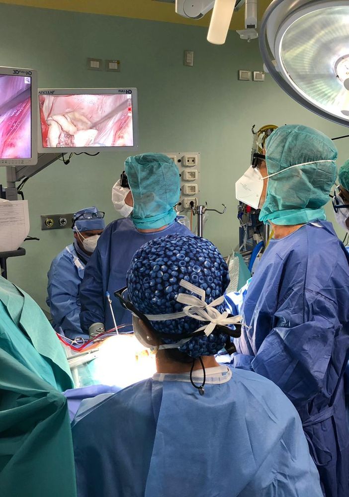 Quando il cardiochirurgo batte il robot