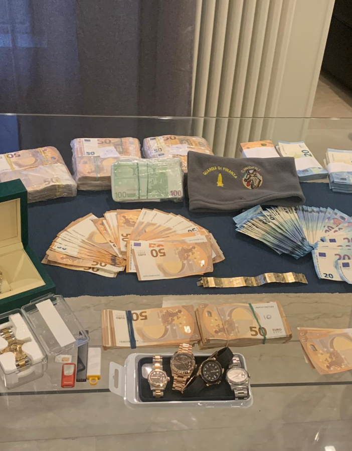 Maxi operazione delle Fiamme Gialle sequestrati circa 60 milioni di euro e disposte 13 ordinanze di custodia cautelare
