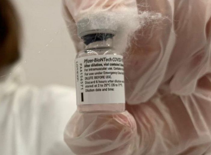 Covid, conosciamo il vaccino arrivato in Lombardia