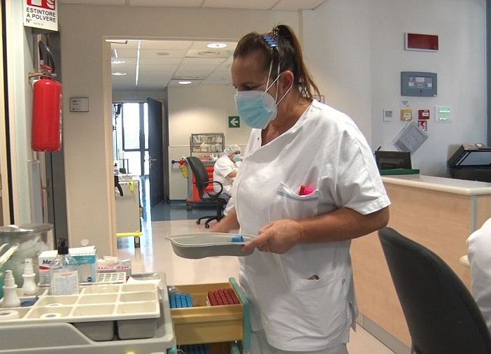 Covid-19, in Lombardia l'indice Rt scende a 1,25