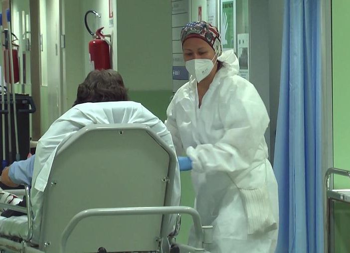 In Italia nuovi casi in calo, 177 in 24 ore