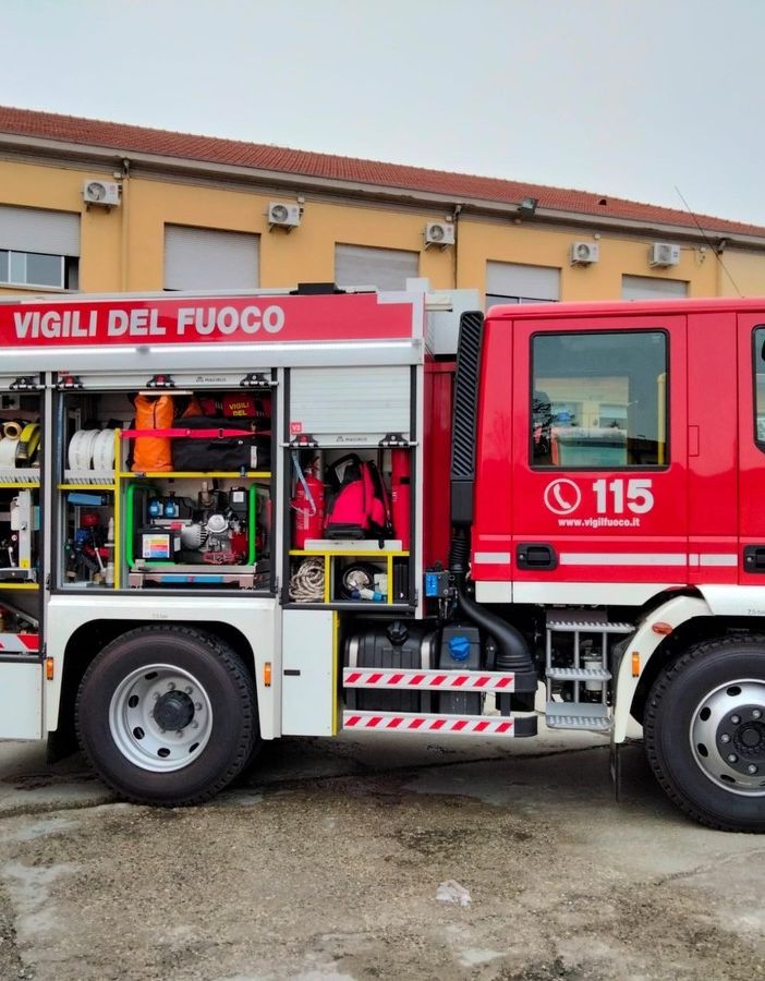 Pavia: arriva un nuovo mezzo operativo per il comando dei Vigili del fuoco