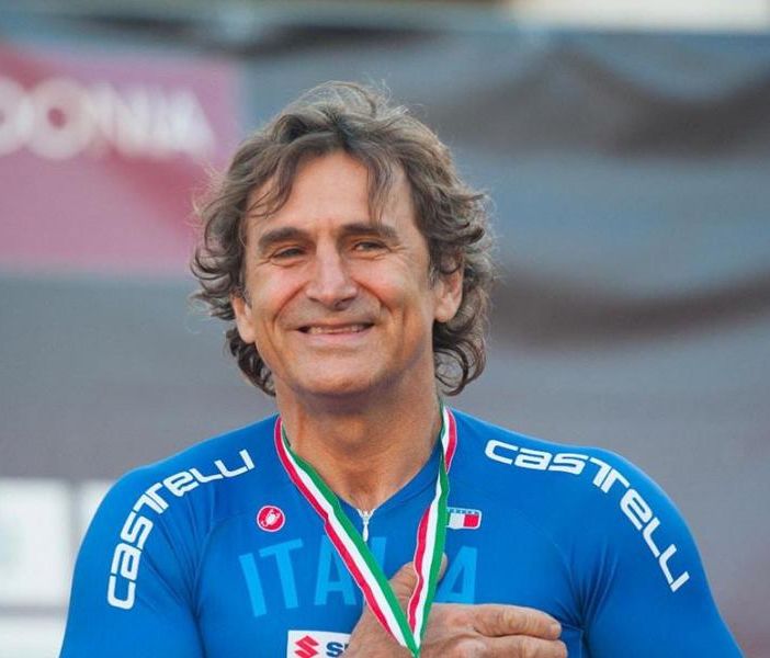 Zanardi, i medici hanno avviato il risveglio dal coma farmacologico