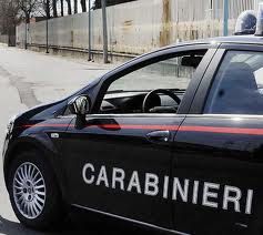 Cergnago: rubano una borsa sul sedile di un auto, nei guai due persone