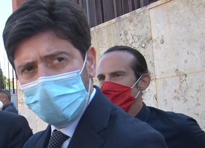 Covid, Speranza ordina: Campania e Toscana in zona rossa