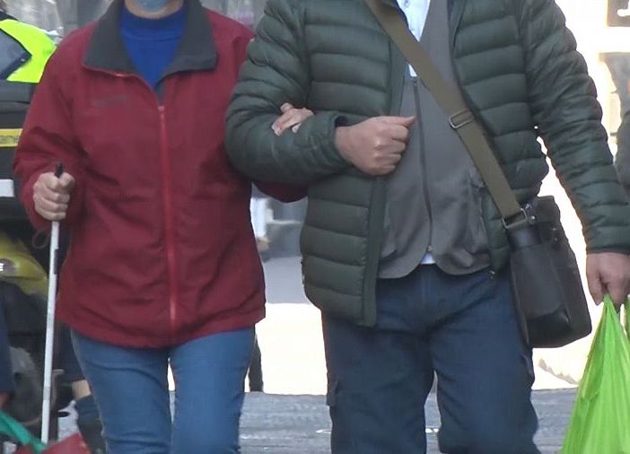 Visite a parenti e amici in un altro comune anche nei giorni in zona rossa