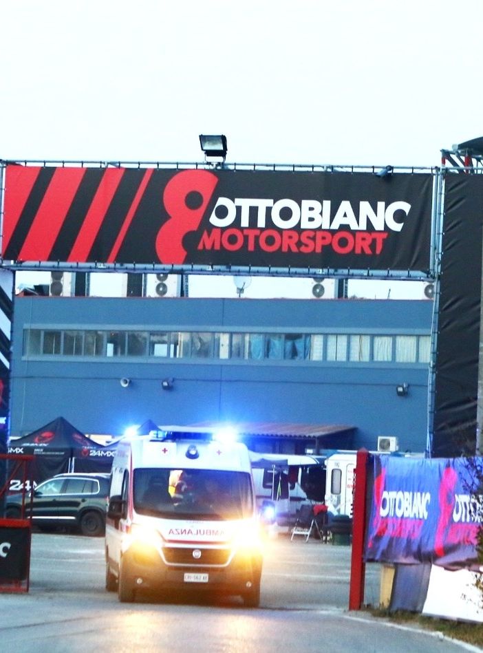 Ottobiano: sorpreso a rubare l'attrezzatura dei motociclisti in gara agli internazionali, denunciato un 49enne