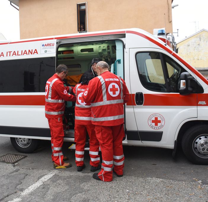 Incidente sul lavoro, operaio 53enne di Cilavegna cade in un tombino e muore