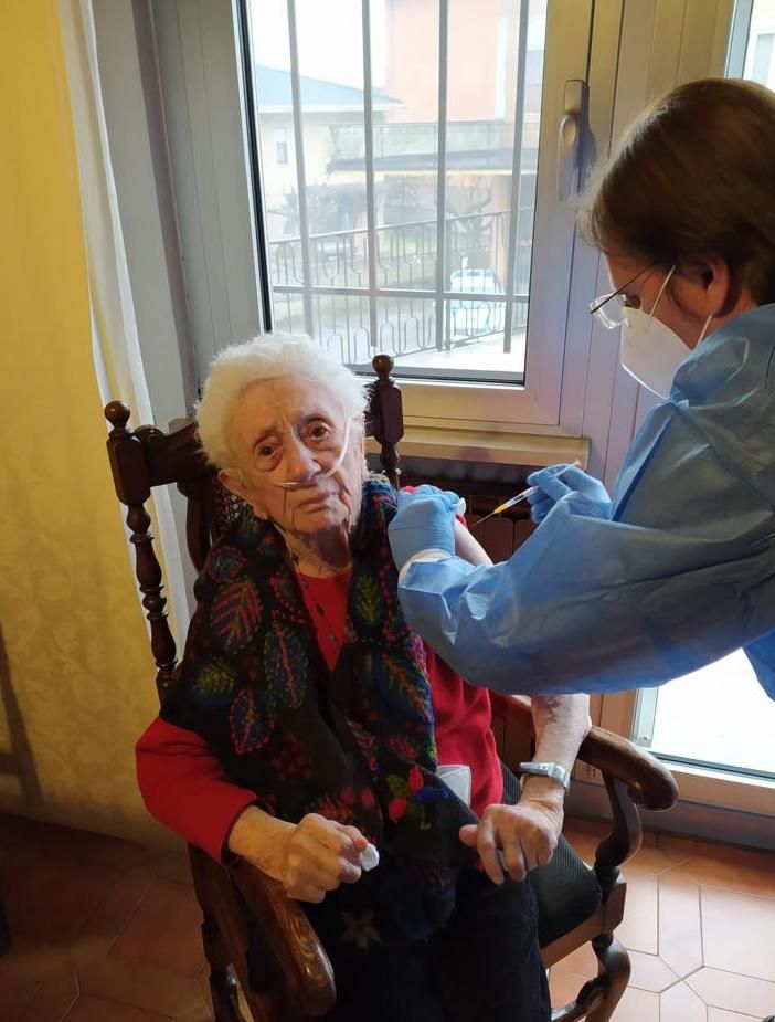 Covid-19: gli over 80 pavesi possono vaccinarsi presso i medici di famiglia