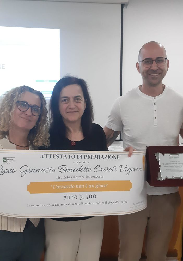 Vigevano: il liceo &quot;Cairoli&quot; premiato al concorso di Ats Pavia contro il gioco d'azzardo
