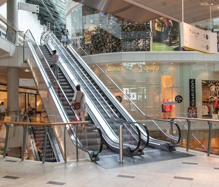Centri commerciali, niente riapertura nei weekend