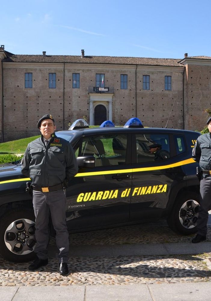 Voghera: concorsi truccati, indagate 8 persone per turbativa d'asta