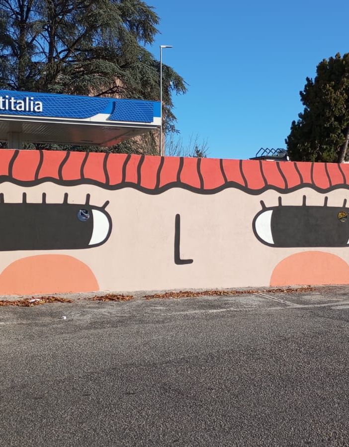 - LA FOTONOTIZIA - Vigevano: il murale di Ale Puro per celebrare e sensibilizzare nella Giornata Internazionale contro la violenza sulle Donne
