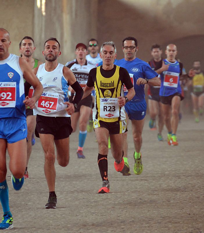 Scarpadoro: in 500 al via della mezza maratona e 200 nella StraVigevano