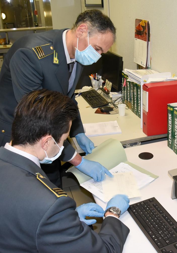 Gdf Milano: eseguito sequestro su beni immobili per 25 milioni di euro per bancarotta, riciclaggio e frode fiscale anche in provincia di Pavia