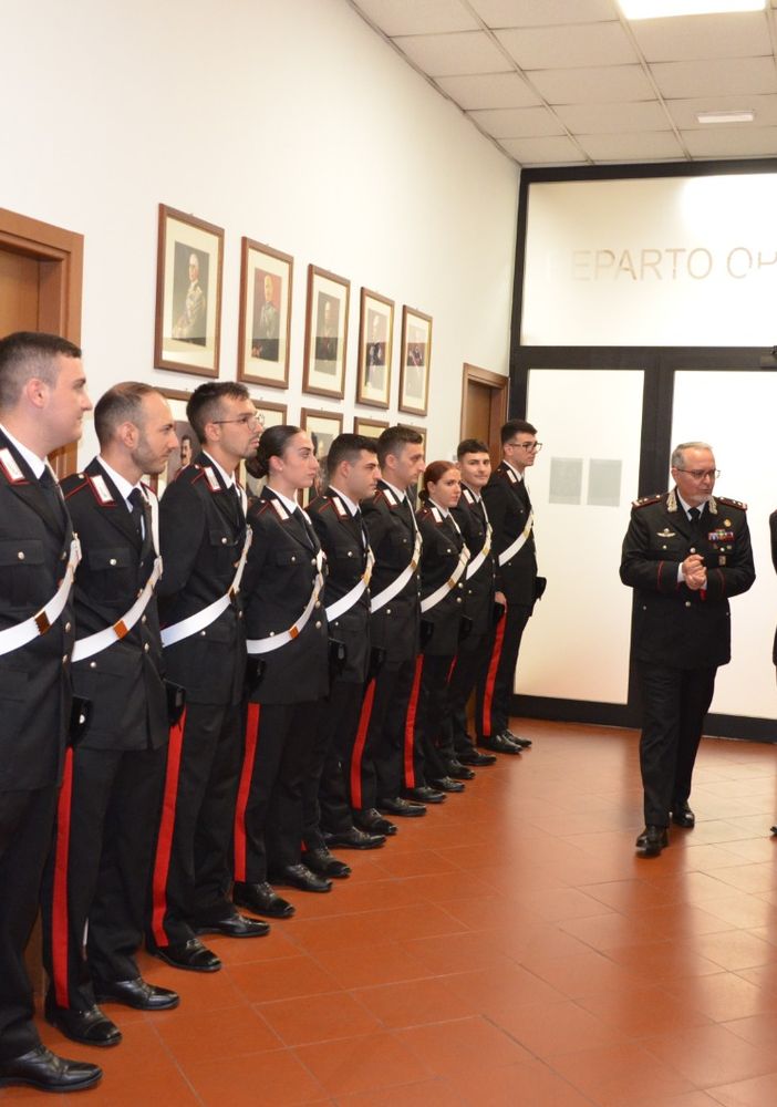 Pavia: il Generale di divisione della Legione Lombardia ha incontrato dieci nuovi Carabinieri. Cinque saranno assegnati in Lomellina
