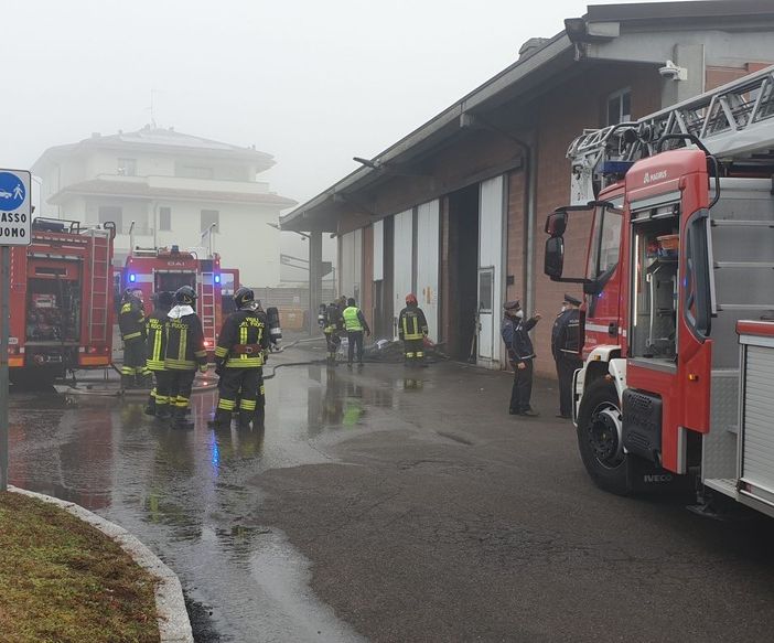 Magenta: incendio deposito Asm, danni e cause in fase di accertamento