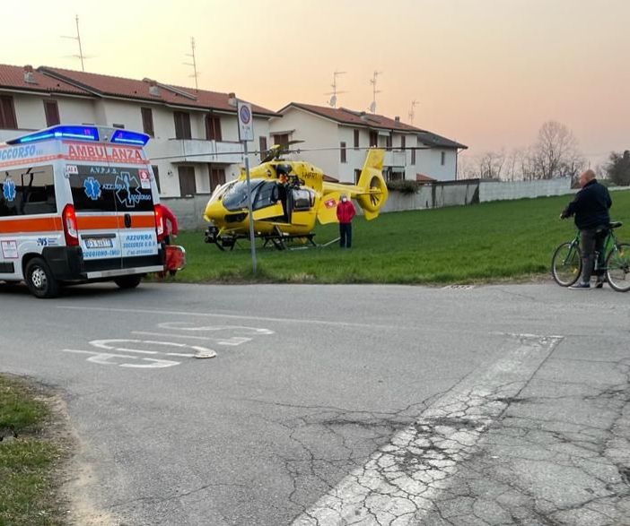 Inveruno: 40enne precipita dal capannone nel tentativo di recuperare un drone