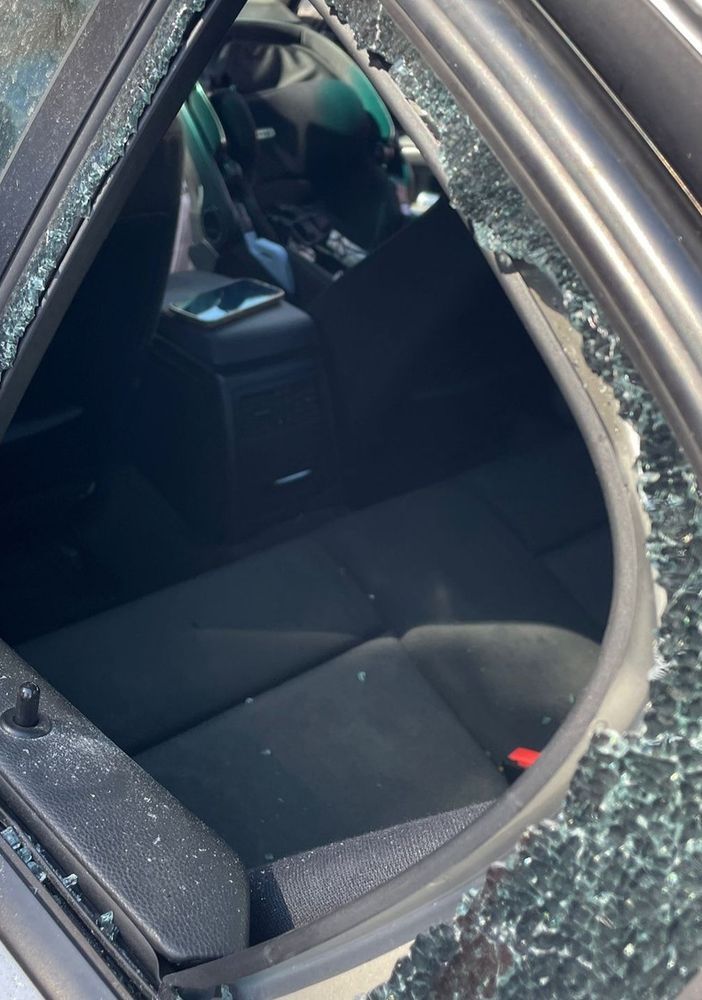 San Giorgio su Legnano: bimba chiusa accidentalmente in auto, i Vigili del Fuoco la liberano